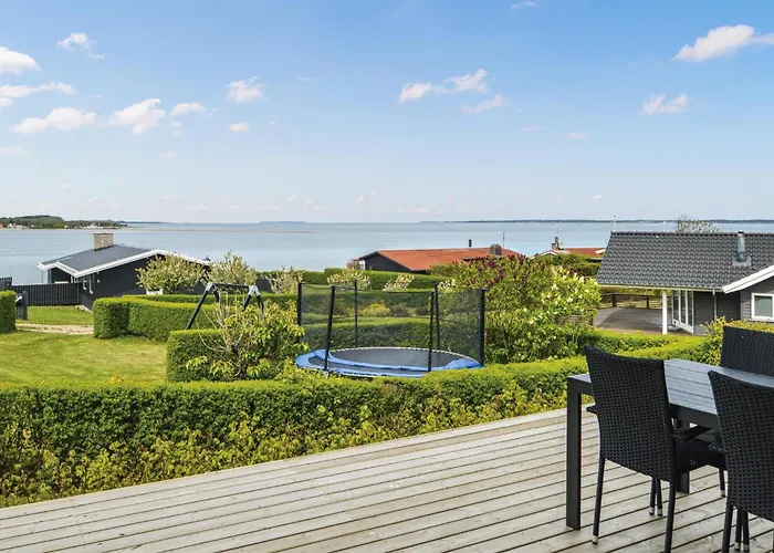 Three-bedroom In 펜션 *